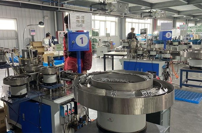 置恒接線端子廠家生產車間 置恒接線端子廠家生產車間